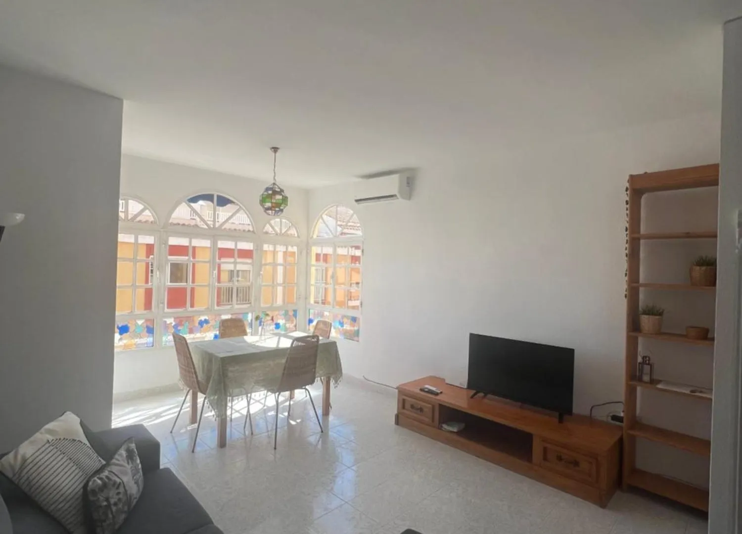 Spacious Apartment In Malaga 0*,